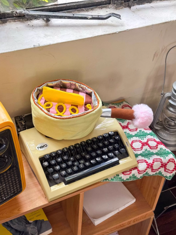 Creative Frying Pan Shaped Tissue Box Storage Decor for Home and Car